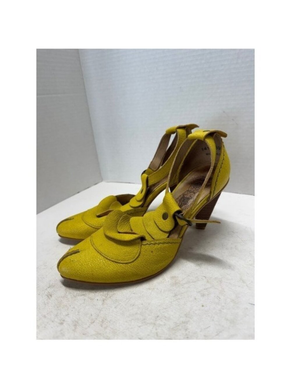 Fly Girl Yellow Pebbled Leather Tiered Petal Ankle Strap Cone Heels Size 37 7